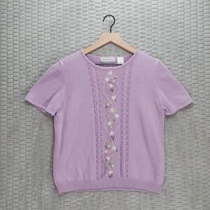 Lilac Short-Sleeved Sweater with Floral Embroidery-Sz M